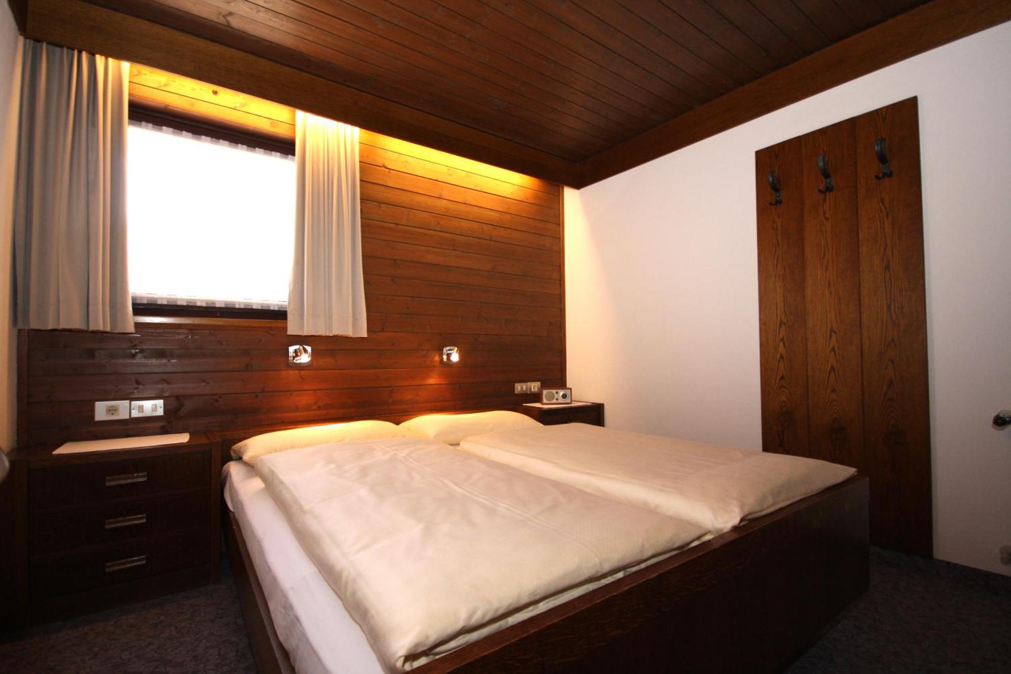 Apartments Residence Alta Badia Colfosco Kamer foto